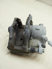 фото thumb №16, Bmw 2 f46 gran tourer суппорт тормозной правый перед