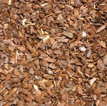 ТОРФ ИЗ СОСНОВОЙ КОРЫ В МЕШКАХ ДЛЯ ОБРАБОТКИ ПРОТИВ СОРНЯКОВ 80л