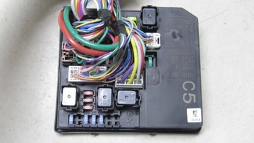 фото thumb №6, Nissan juke f15 1.6 коробка предохранителей bcm 284b71ka0d