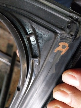 фото thumb №2, Mercedes x253 w253 glc suv прокладка двері права зад хром комплект ущільнювач скла