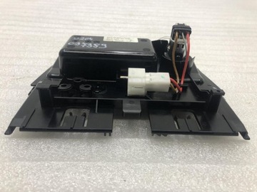 фото thumb №6, Попільничка mercedes w204 a2046801350