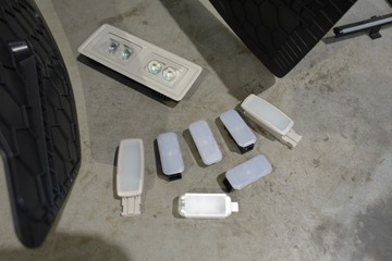 фото thumb №6, Vw golf viii оббивка боковина двері лівий праві ambiente підлокітник dekor