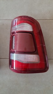 фото thumb №1, Dodge ram 1500 2019-2024 лампа задня права led з czerwona