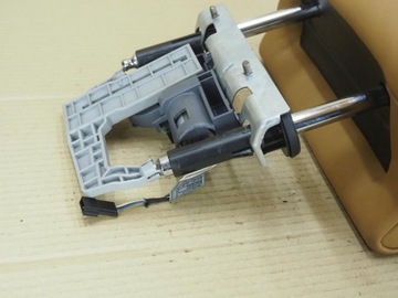 фото thumb №11, Bmw e65 e66 подголовник сиденья комфорт зад правые электрический