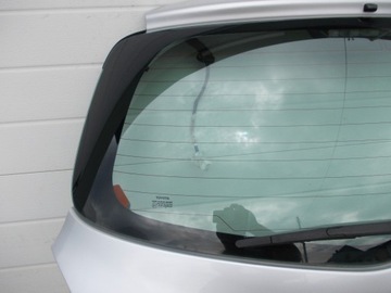 фото thumb №9, Крышка багажника зад toyota yaris ii 2