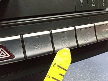 фото thumb №11, Mercedes cls w257 рестайлінг панель радіо a2189002506 a2189012901