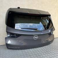 фото thumb №2, Крышка багажника задняя комплектная opel grandland x 2021 rok камера