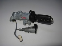 фото thumb №1, Замок зажигания+ вкладка vw golf plus