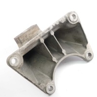 фото thumb №12, Bmw e60 e61 520d кронштейн  коробки коробка передач