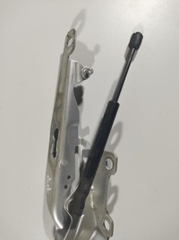 фото thumb №4, Volvo v70 15r- петля капот правий