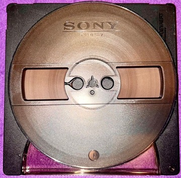 Катушка с кассетой SONY - 18 см, в коробке