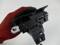 фото thumb №4, Volvo v40 ii замок крышки багажника засов