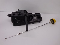 фото thumb №1, Dacia lodgy ii 1.5 dci защита заливная горловина масла щуп 175b13541r