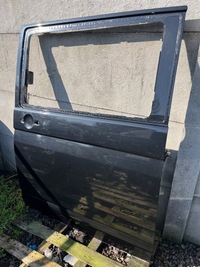 фото thumb №3, Двері ліві зад зсувні vw transporter t5 рестайлінг чорні гарний