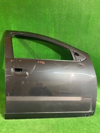 фото thumb №1, Двері передні праві перед dacia duster ii