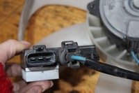 фото thumb №8, Моторчик вентилятора радіатора вентилятор блок керування mazda cx-5 оригінальний номер 499300-3580