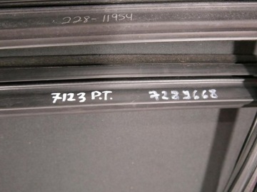 фото thumb №7, Bmw x5 f15 прокладка направляющая стёкла дверь правые зад 7289668