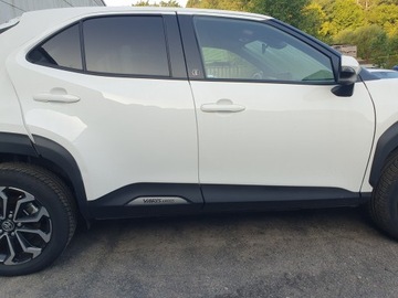 фото thumb №6, Toyota yaris cross дверь перед передние правые цвет 040