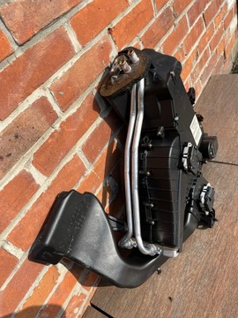 фото thumb №9, Jeep commander 5-10r xk 3.0 отопитель зад p5116936ad