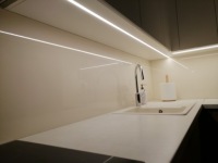 ПРИВЕЛО УГЛОВОЙ ПОЛОСЫ ЧЕРНЫЙ ДЛЯ КУХНИ 1M ВЫКЛЮЧАТЕЛЬ
