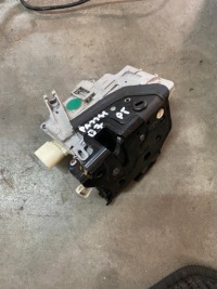 фото thumb №1, Vw passat b7 замок дверь правый задняя 3c4839016b