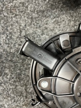 фото thumb №7, Opel astra j iv воздуходувка воздуховод европа 25020139