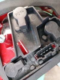 фото thumb №10, Лампа задняя задняя правая w крышка vw jetta vi 6 5c6945260