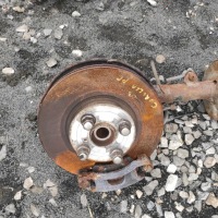 фото thumb №1, Поворотний кулак амортизатор права toyota corolla e12 2.0