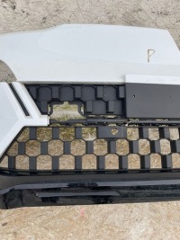 фото thumb №8, Бампер перед renault megane v 5 e tech 2023