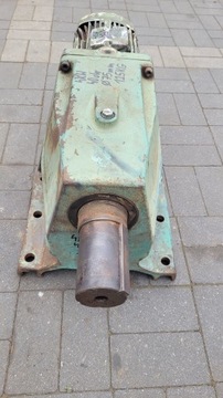 Przekładnia motoreduktor VEM 4KW 40 obrotów