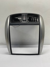 фото thumb №1, Рамка радио mazda premacy c10055211