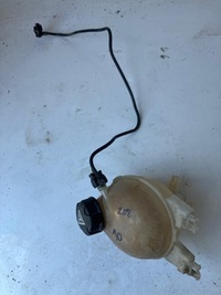 фото thumb №1, Бачок расширительный трубка wody peugeot 208