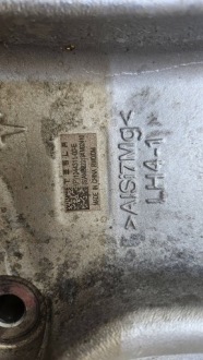 Поворотний кулак ліва перед передня tesla model 3 1044311-00-e Недорого, фото thumb