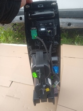 фото thumb №12, Citroen c4 iii туннель средний подлокотник европа