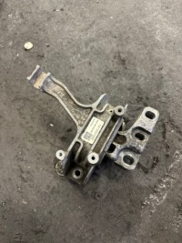 фото thumb №1, Skoda octavia iii кронштейн двигуна 5q0199262bh