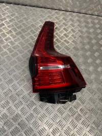 фото thumb №1, Лампа задняя задняя правая volvo v60 ii 32291359