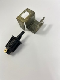 Датчик кінцевик сигналізація з кронштейн mercedes w201 w124 w126 2018201110 Ціна, фото thumb