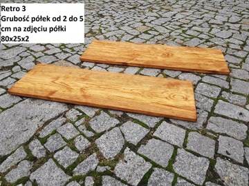 Толстые, прочные полки в стиле ретро из фанеры.