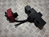 фото thumb №1, Клемма плюсовая коробка предохранителей toyota rav4 v 19- 2.5