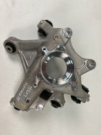 фото thumb №1, Поворотный кулак правая задняя tesla y