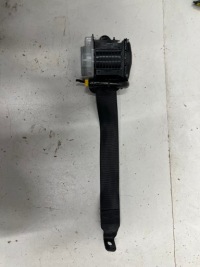 фото thumb №1, Porsche macan pas безпеки задня lh 95b857805b