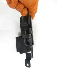 фото thumb №10, Замок крышки багажника bmw e46 kombi compact e83 x3