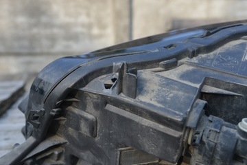 фото thumb №9, Фара лампа права peugeot 208 90200108