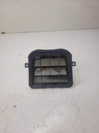 фото thumb №1, Решітка повітря правий задня audi a7 4g8819302