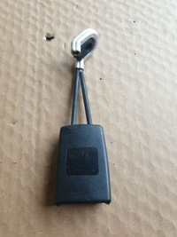 фото thumb №1, Mercedes cls w219 c219 клипса замок поперечина безопасности задняя 2198600569