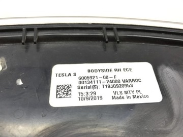 фото thumb №10, Tesla s лампа задняя правая зад 6005921-00-f