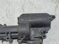 фото thumb №3, Tesla model 3 привід замка