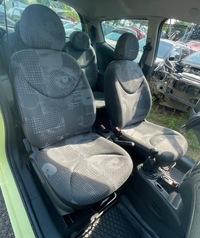 фото thumb №14, Citroen c2 lift 2005 решітка радіатора решітка радіатора перед