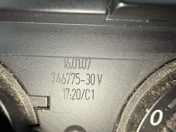 фото thumb №10, Volkswagen passat b6 2007 панель кондиционера
