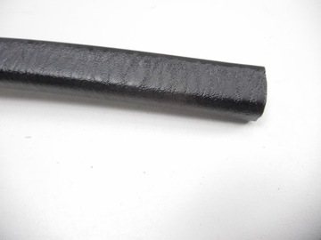 фото thumb №5, Прокладка стёкла крышки багажника corolla 04-07